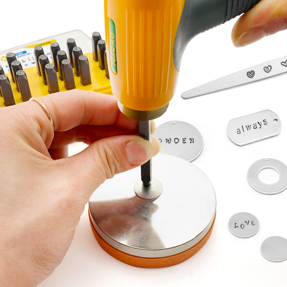 50Pcs Circle w/ Hole, 3/4"- Stamping Blanks